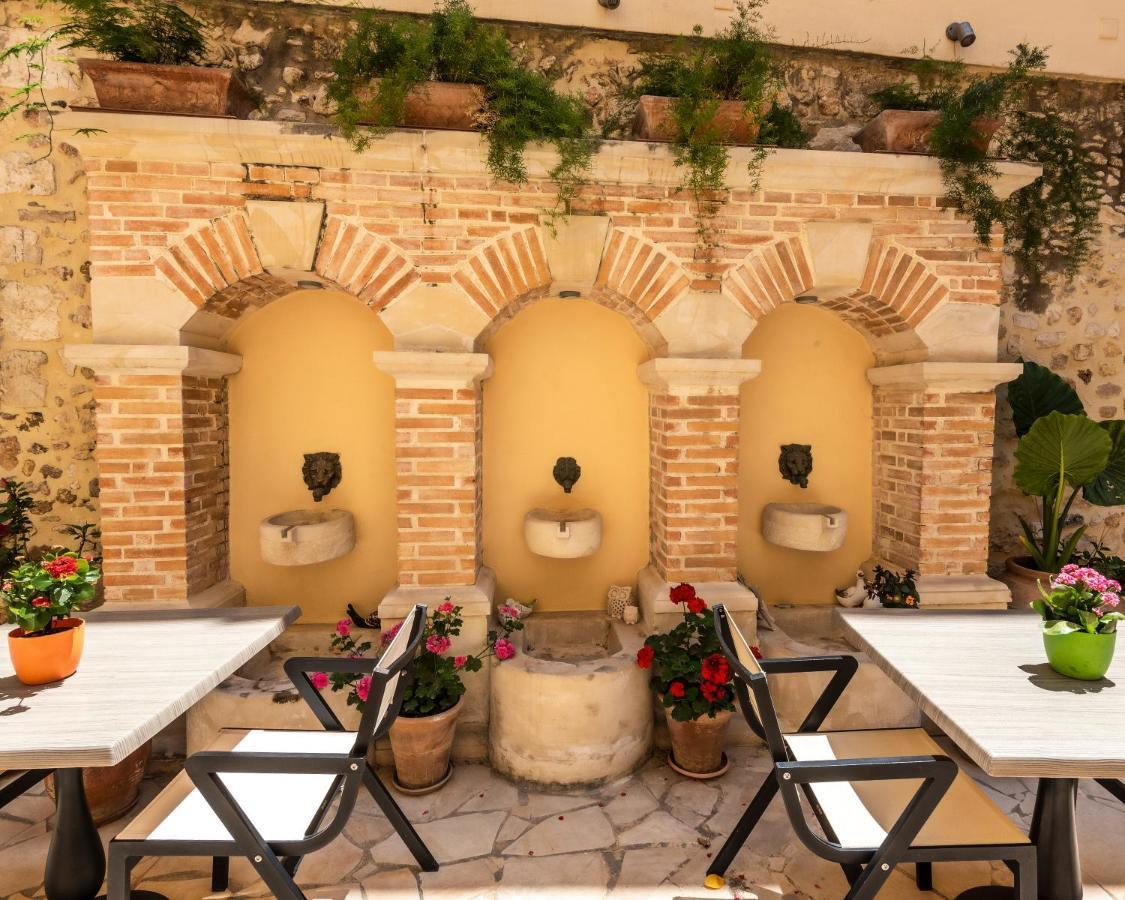 Casa Moazzo Suites And Apartments Rethimnon Buitenkant foto